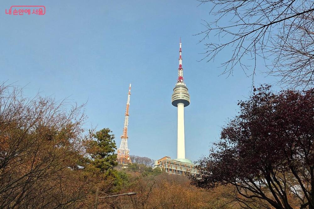 Visit the Holy Land of 'K-Pop Demon Hunters': Two New Ways to Hike Namsan Mountain