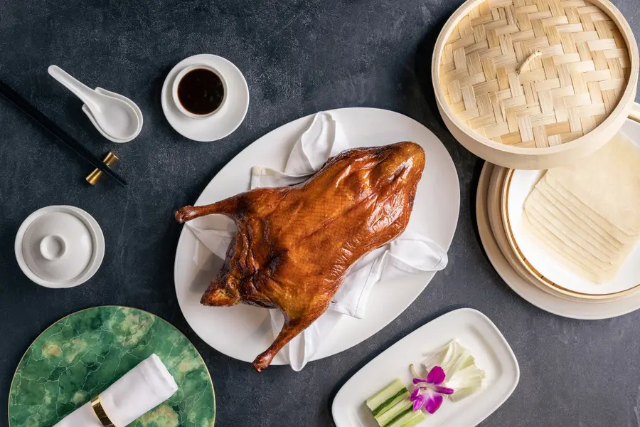 Meet the Legend: Dining at "Haobin" by Chef Hou Deok-juk